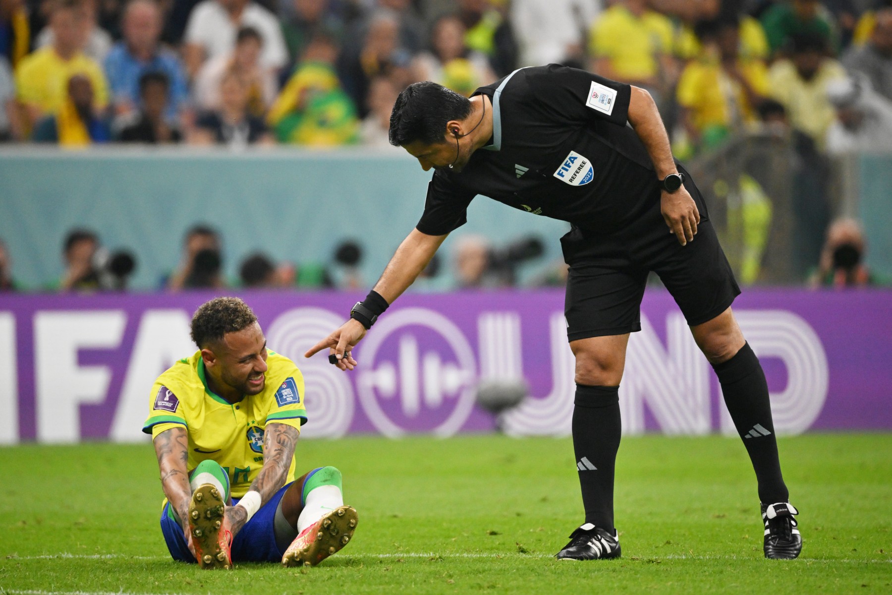 Mondial: Neymar souffre d'une entorse à la cheville droite, examens à venir