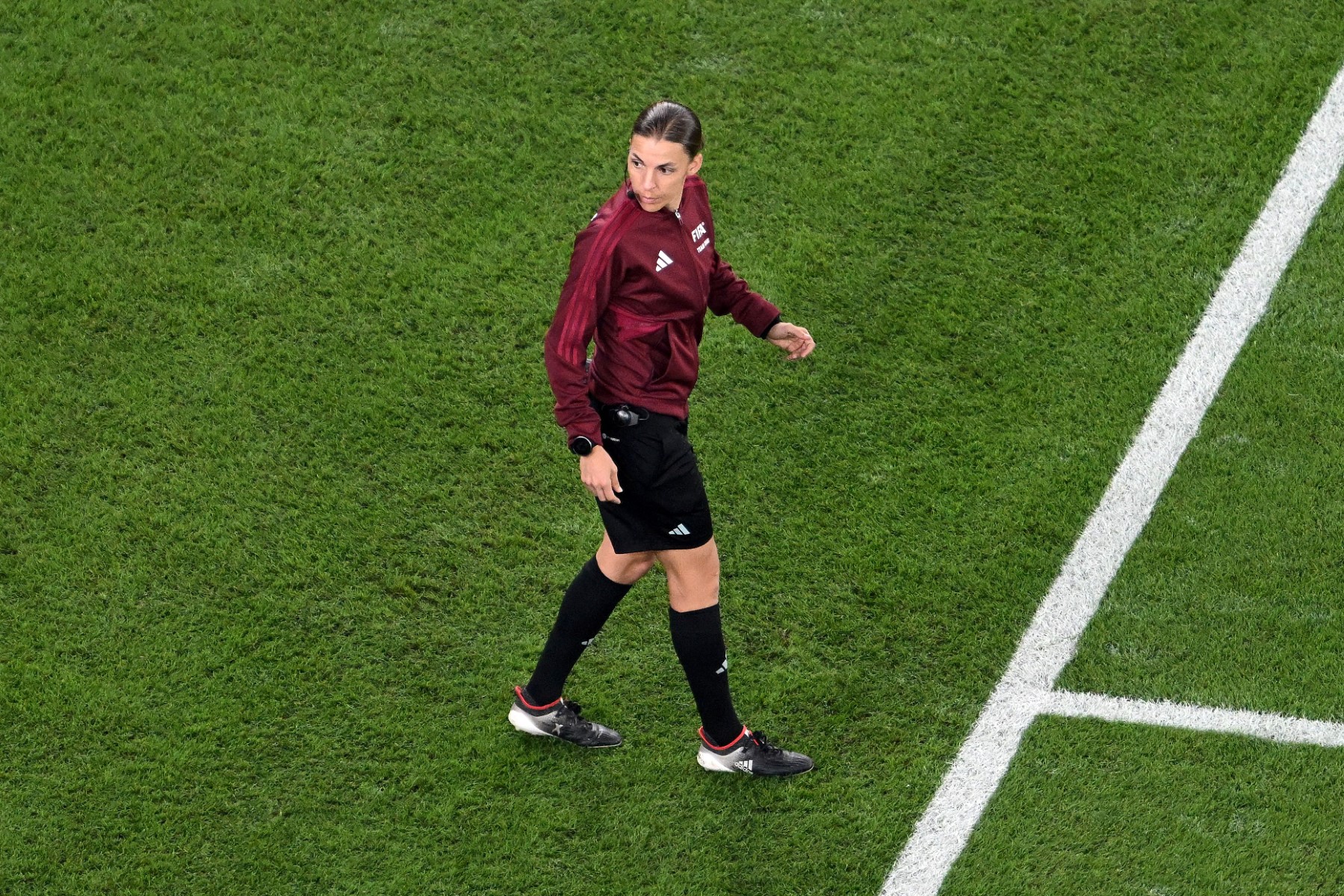 Mondial: la Française Stéphanie Frappart première femme à arbitrer en Coupe du monde masculine
