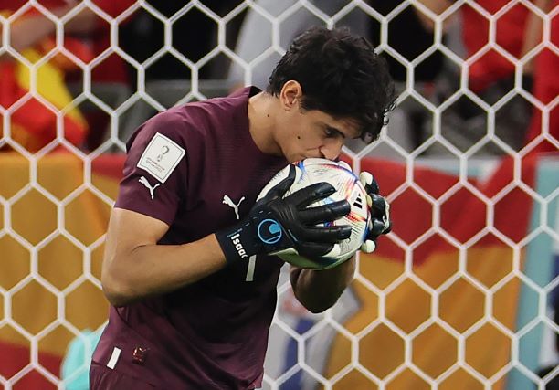 Mondial 2022 - Portrait : Yassine Bounou, l’ange gardien de la sélection marocaine