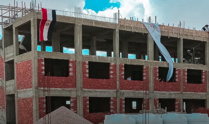 Une organisation humanitaire émiratie construit une école pour une communauté marginalisée en Égypte