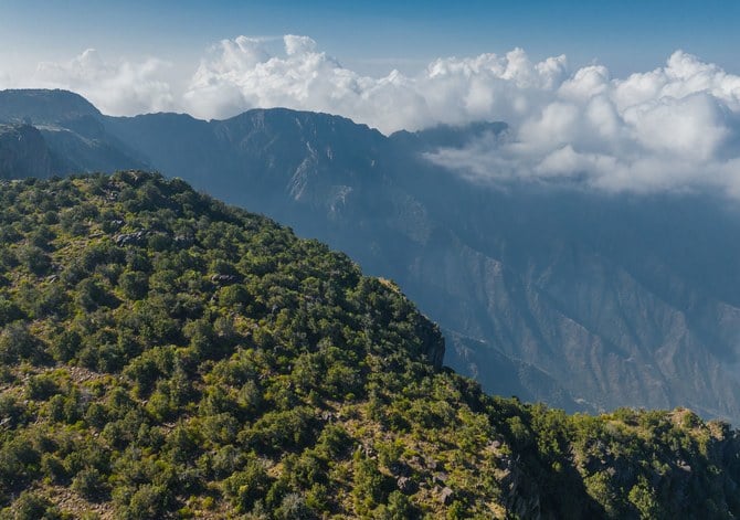 L'Arabie saoudite prévoit d'investir 2,8 milliards d’euros pour le tourisme en montagne
