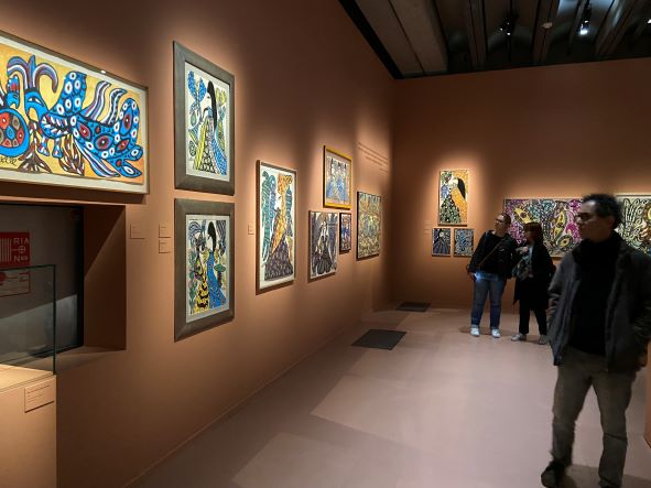 «Baya, icône de la peinture algérienne», l’exposition hommage s'ouvre à l'IMA