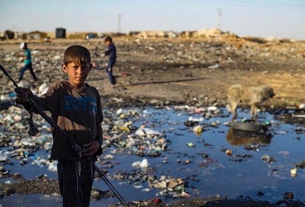 Après la guerre, une épidémie mortelle de choléra frappe les Syriens