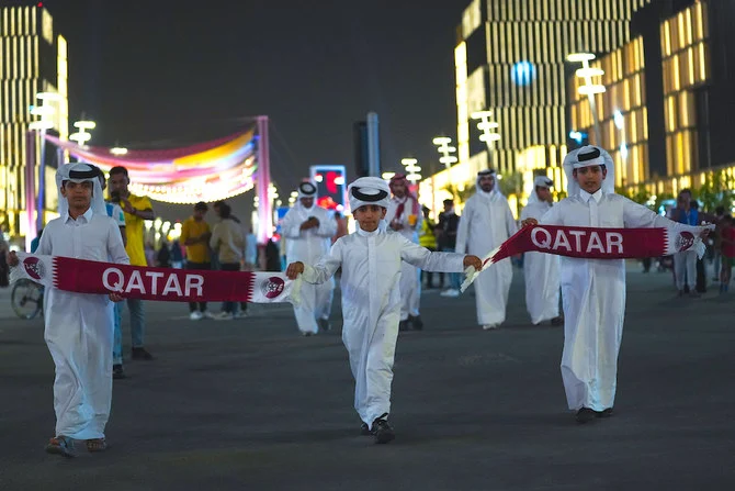 En Photos: Les supporters affluent aux stades de Doha le premier jour de la Coupe du Monde