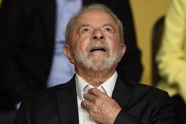 Lula a obtenu 50,9% des voix (AFP)