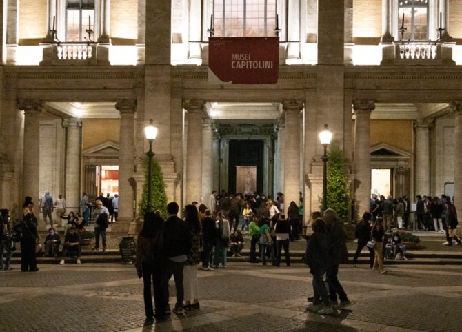 Le groupe de musique national saoudien fait ses débuts à Rome