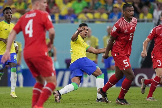Mondial: Le Brésil perce le coffre suisse et s'ouvre les huitièmes