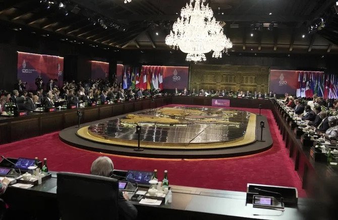 Le sommet du G20 s'ouvre à Bali, appels à mettre fin au conflit ukrainien