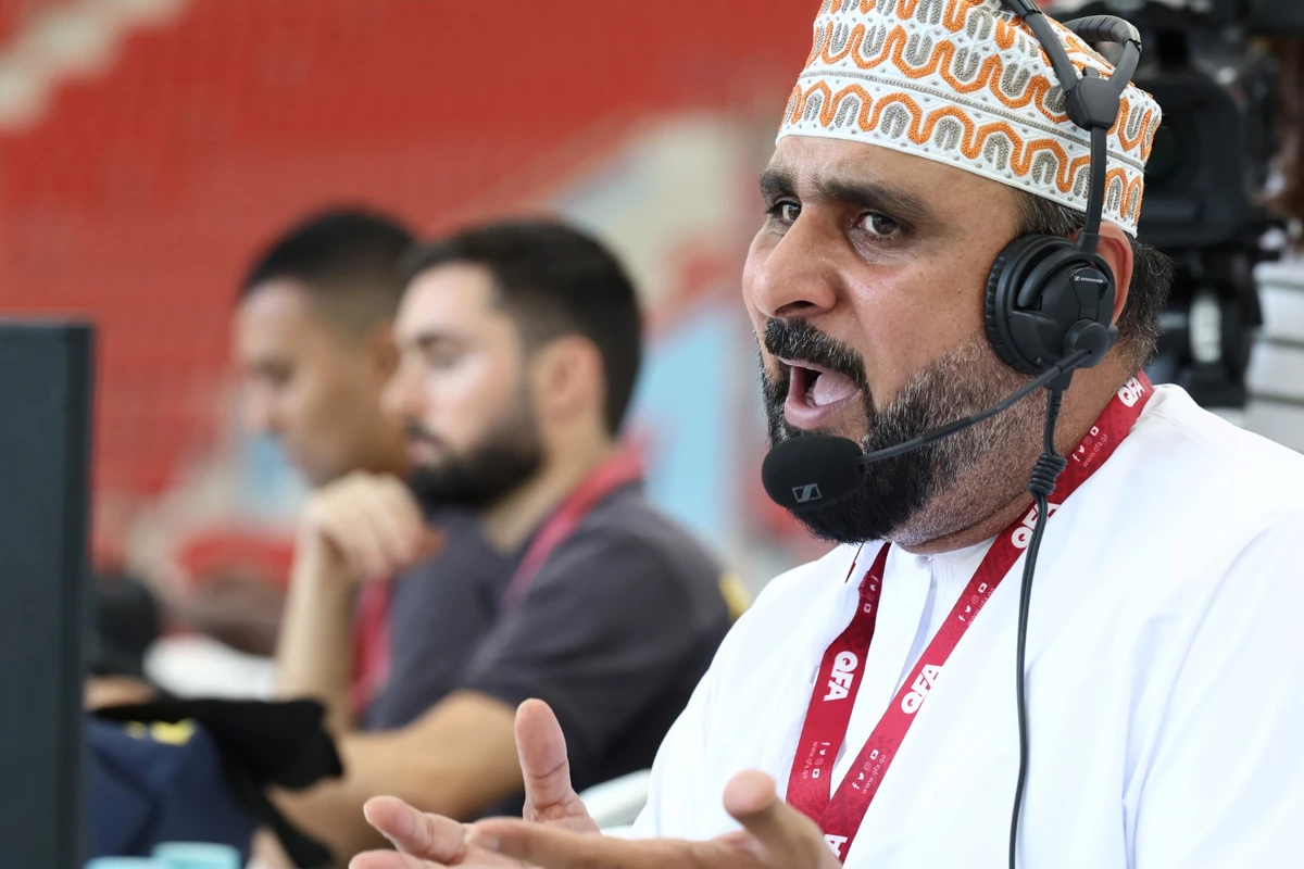 Mondial-2022: commentateur bruyant mais supporters discrets au Qatar