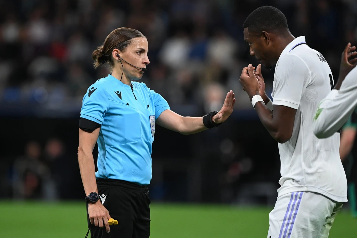 Mondial-2022: Frappart, Mukansanga, Yamashita, pionnières au sifflet