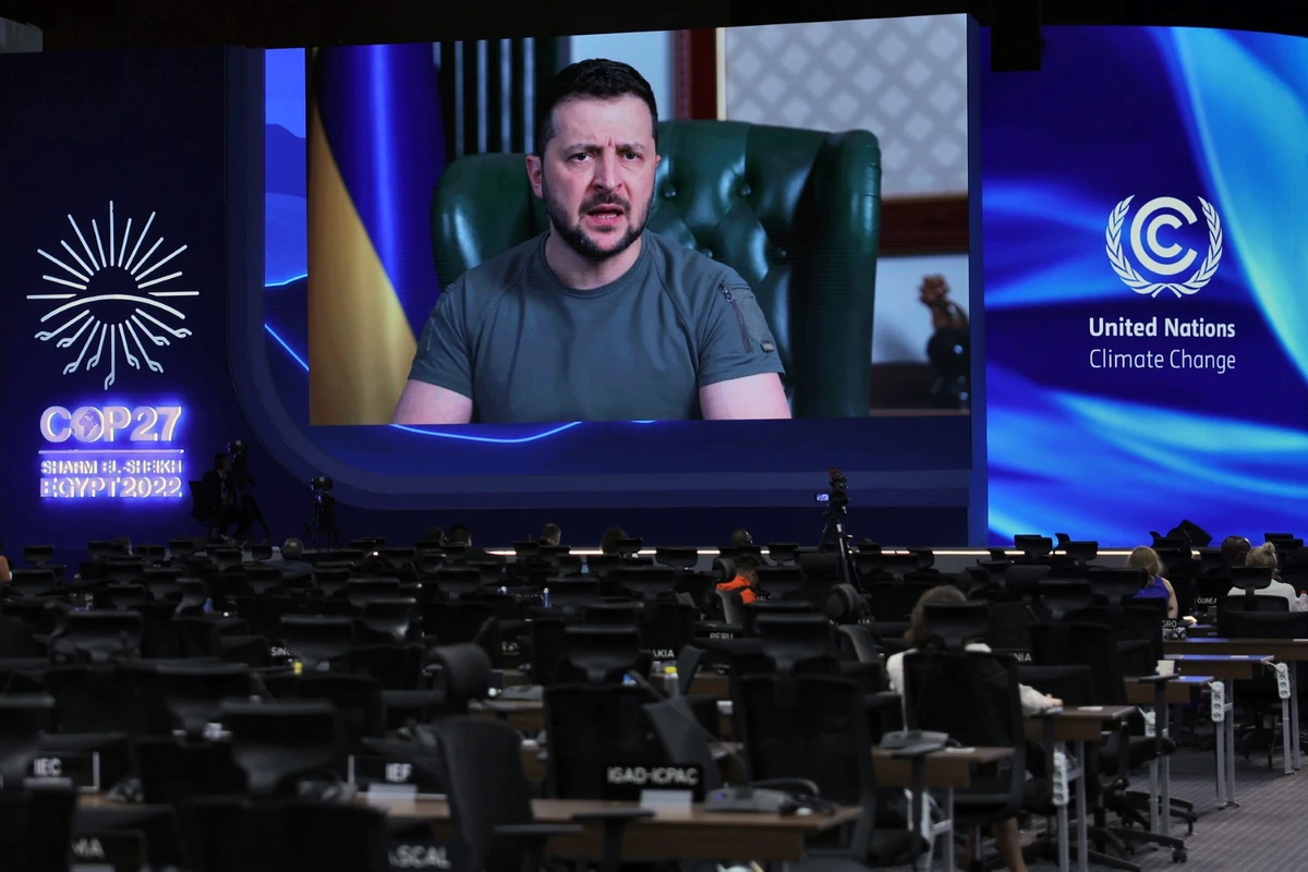 La planète «ne peut se permettre un seul coup de feu», plaide Zelensky à la COP27