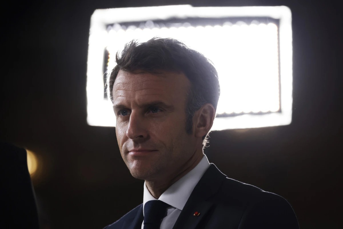 Après les huées, le «bain de maires» de Macron à la Porte de Versailles