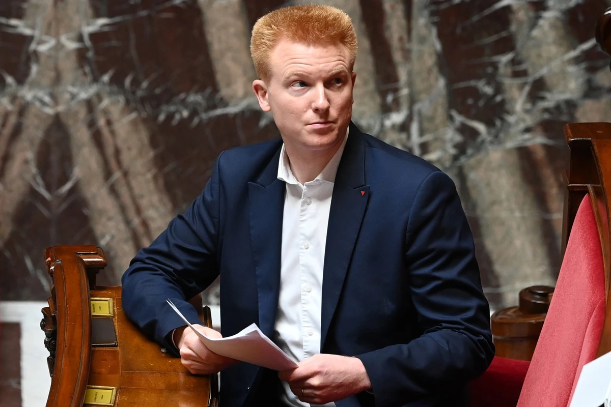 L'avenir politique d'Adrien Quatennens de plus en plus compromis