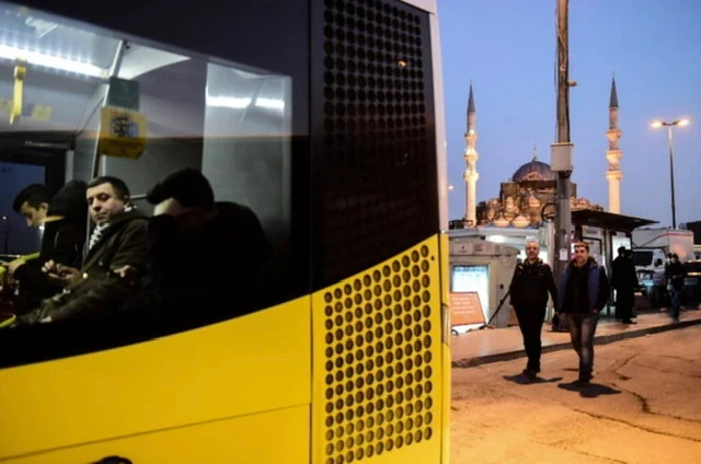 Turquie: Un bus refuse de s'arrêter pour la prière et relance le débat sur la laïcité
