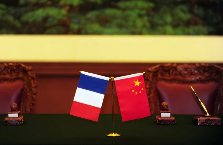 Chine: l'ambassade de France tacle le zéro Covid