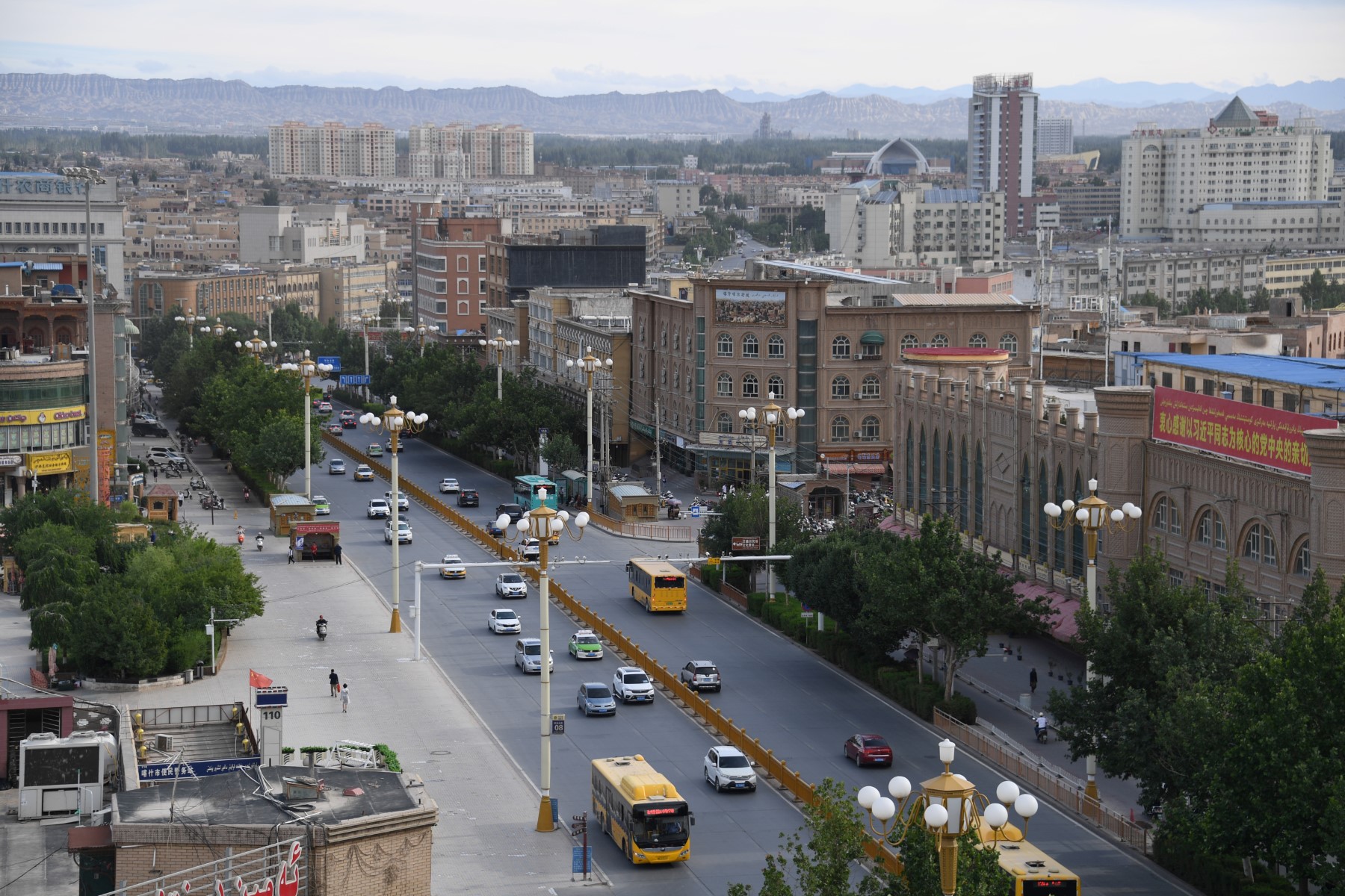 Chine: 18 mineurs coincés sous terre dans le Xinjiang