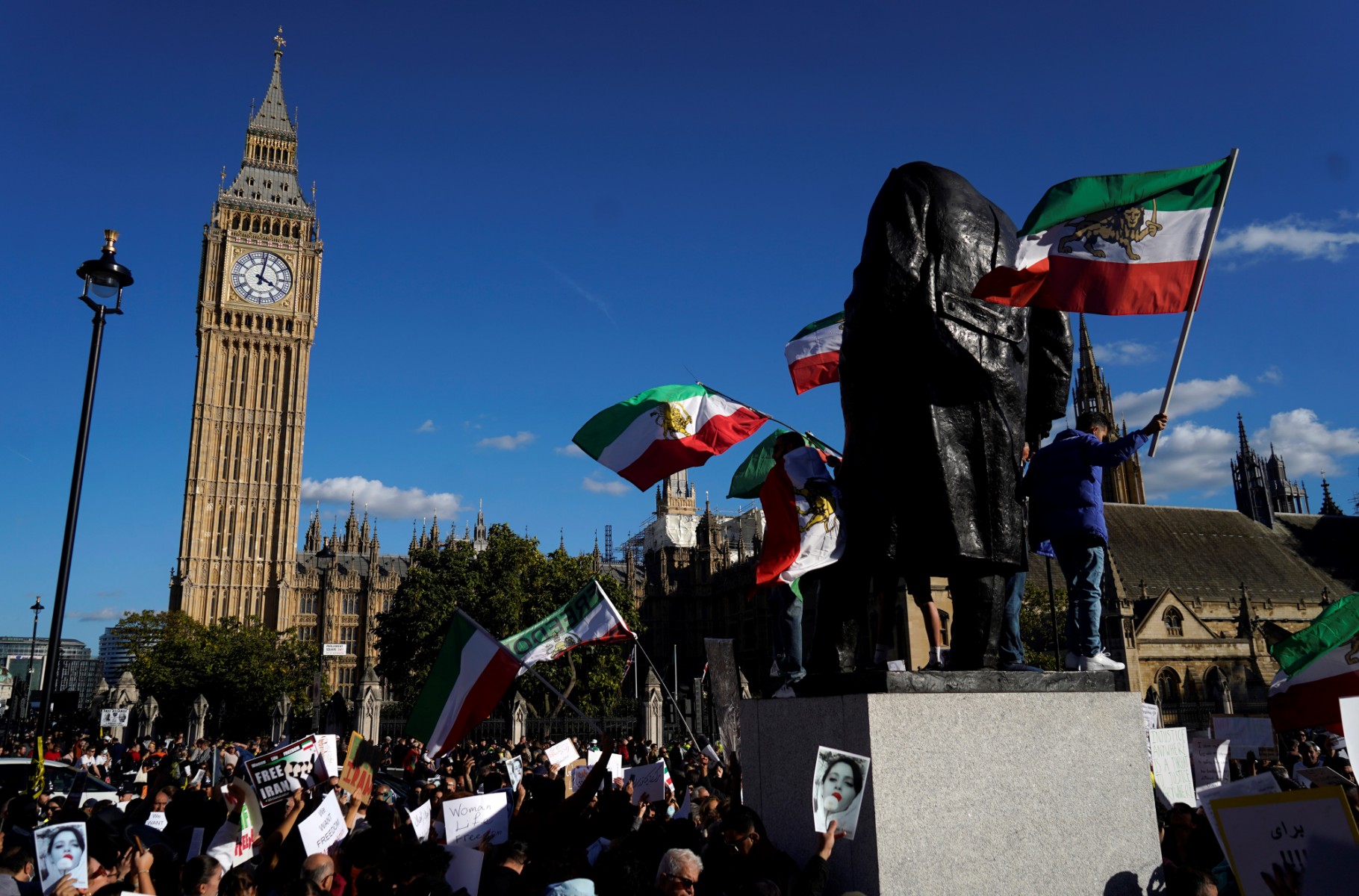 Incendie près d'un local d'un mouvement d'opposition au régime iranien à Londres