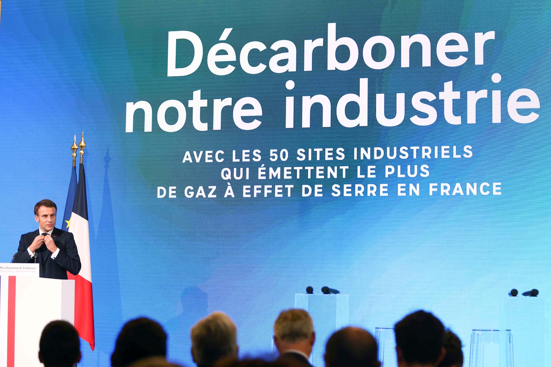 Climat: l'UE adopte une «taxe carbone» à ses frontières