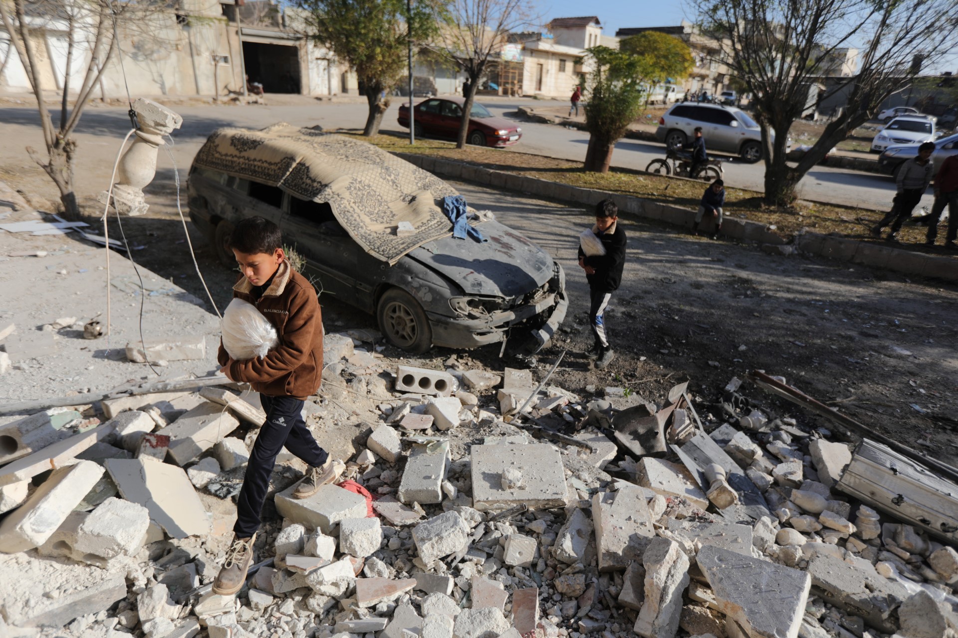 Syrie: affrontements dans le nord-ouest, six combattants pro-turcs tués