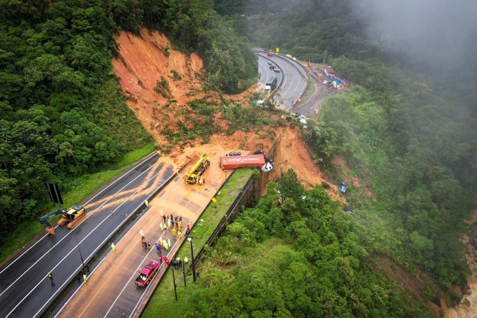 Brésil: Des pluies font deux nouveaux morts et des milliers de déplacés