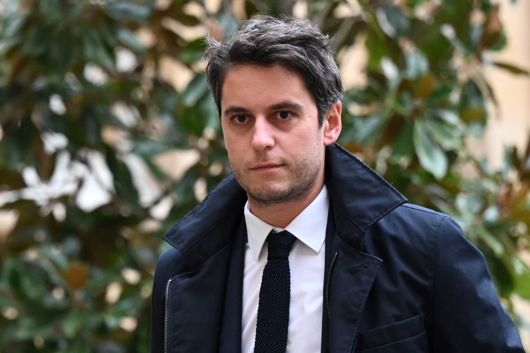 Attal dévoile un nouveau plan triennal pour enrayer «l'explosion» des trafics de tabac en France