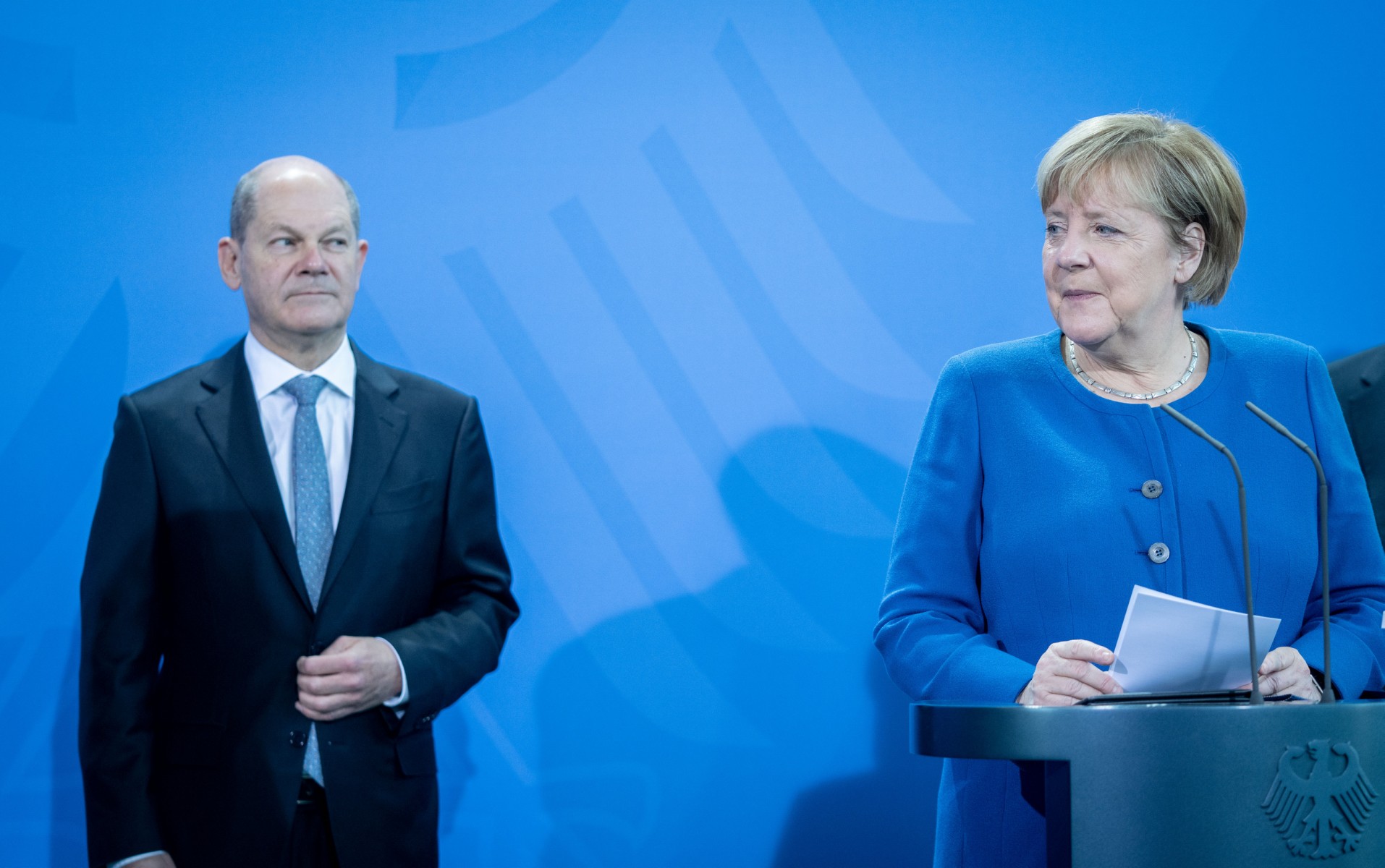 Avec l'Ukraine, l'étoile pâlie d'Angela Merkel