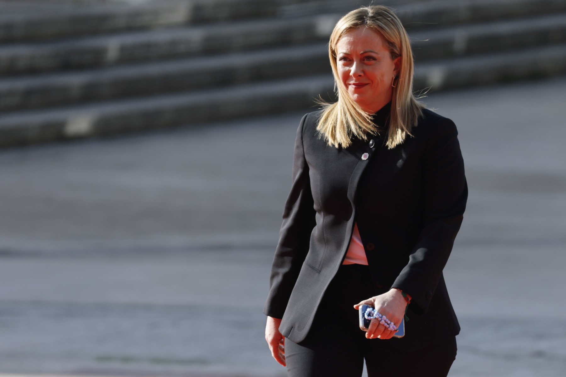 Giorgia Meloni défie la Banque d'Italie et maintient son projet de budget
