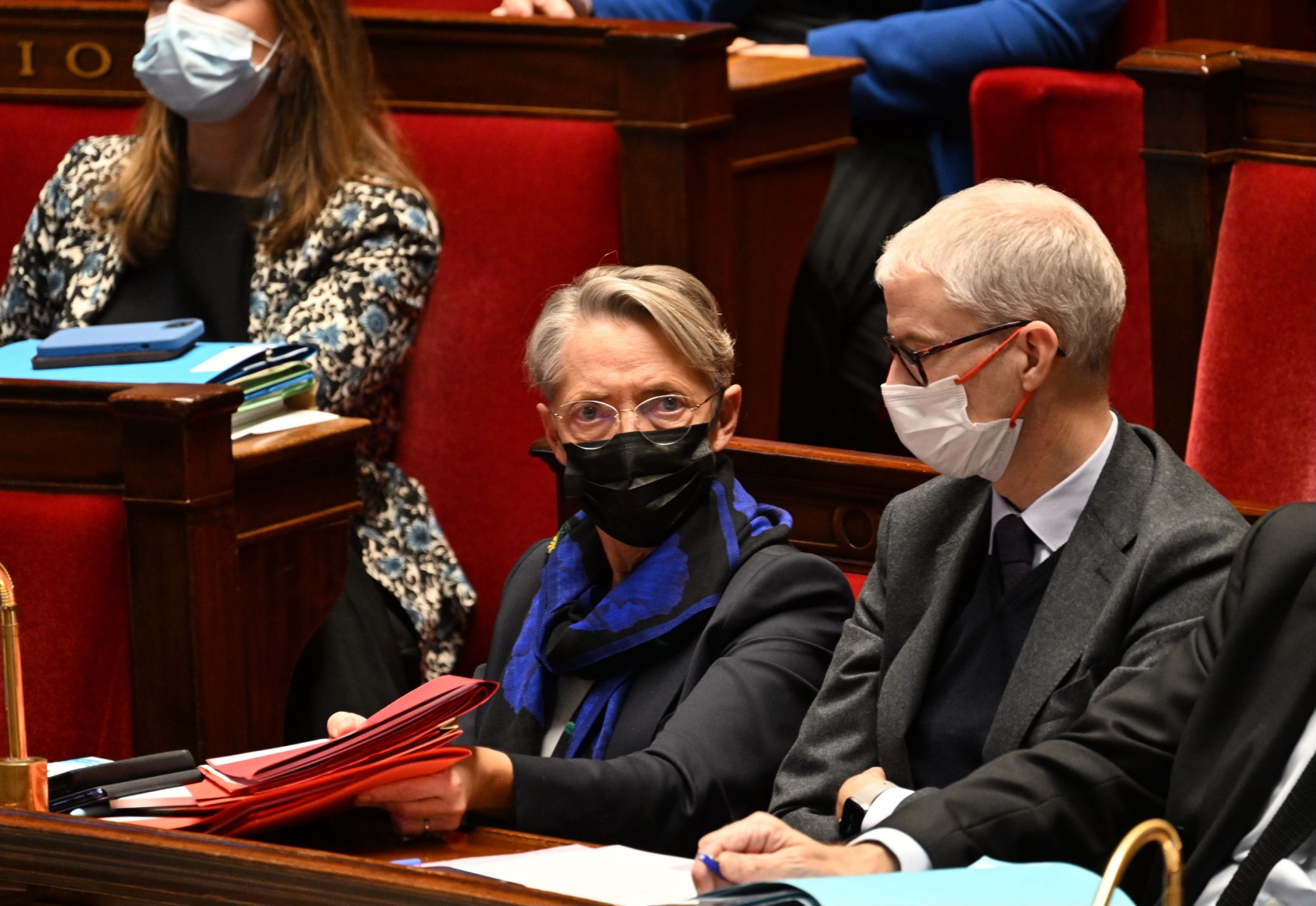 L'Assemblée rejette une motion de censure LFI, le budget adopté en nouvelle lecture