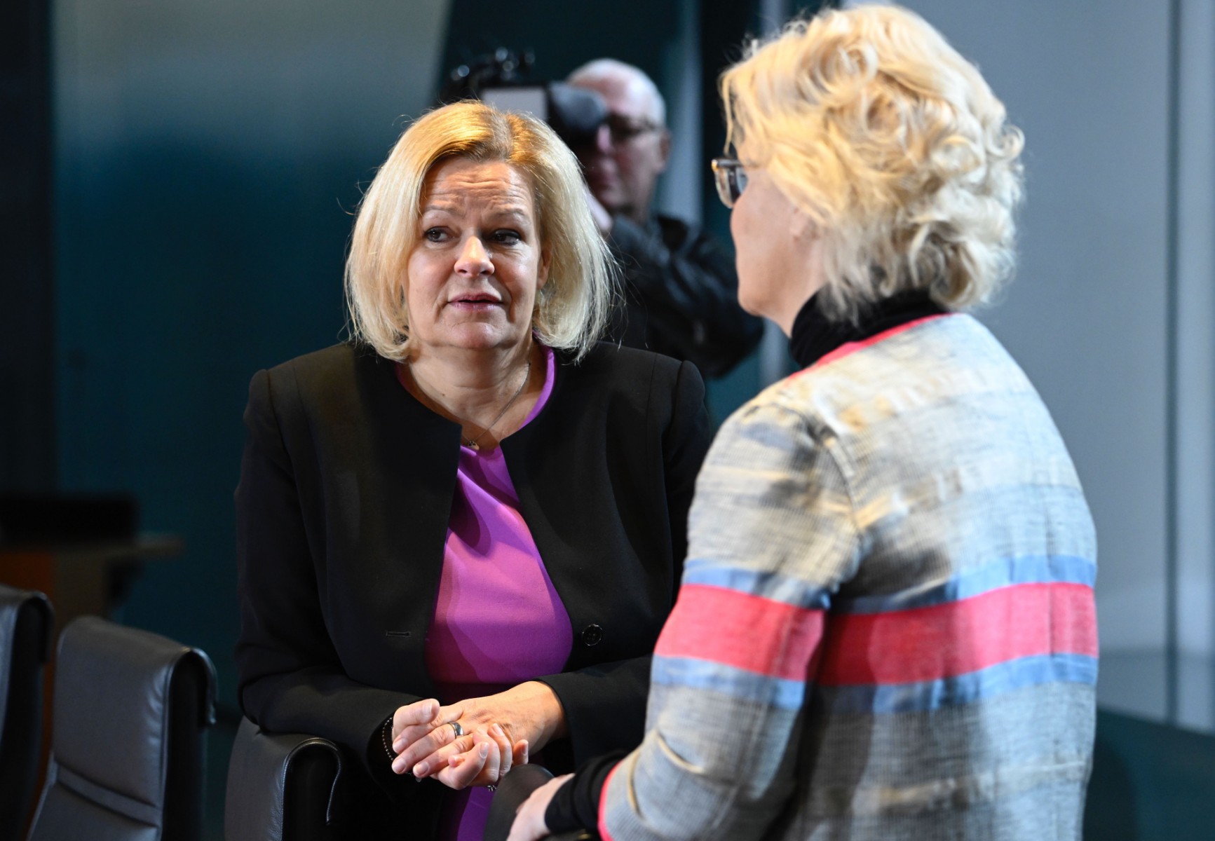 L'Allemagne veut faciliter le limogeage des fonctionnaires extrémistes