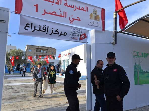 Tunisie: Très faible affluence pour élire un Parlement au rôle limité