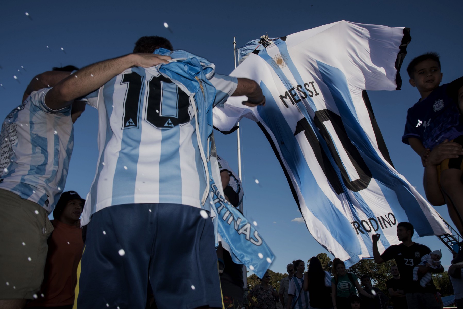 Mondial: attente fiévreuse en Argentine d'un sacre que pays, équipe et surtout Messi «méritent»