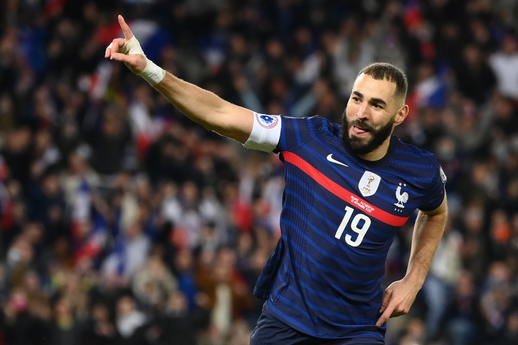 Foot: Karim Benzema annonce la «fin» de sa carrière en équipe de France
