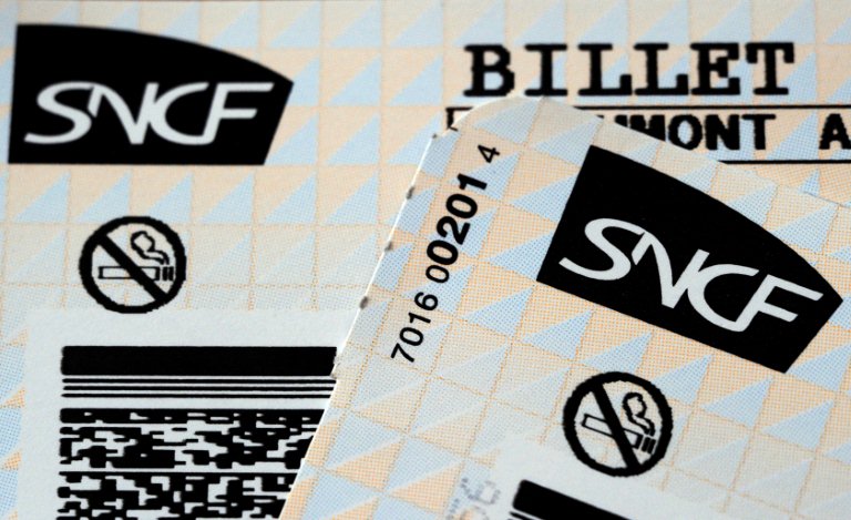 Grève des contrôleurs SNCF: malgré l'accord, le réveillon de Noël perturbé