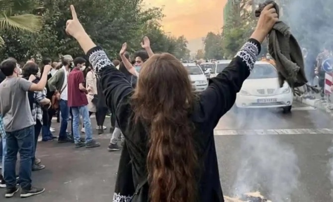 Manifestations en Iran: Des militants pakistanais expriment leur solidarité avec les femmes iraniennes