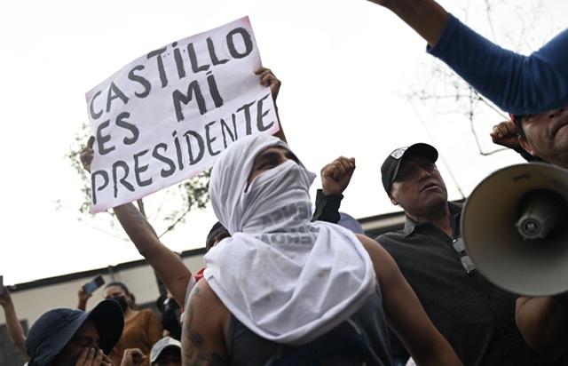Le Mexique défend l'asile pour Pedro Castillo