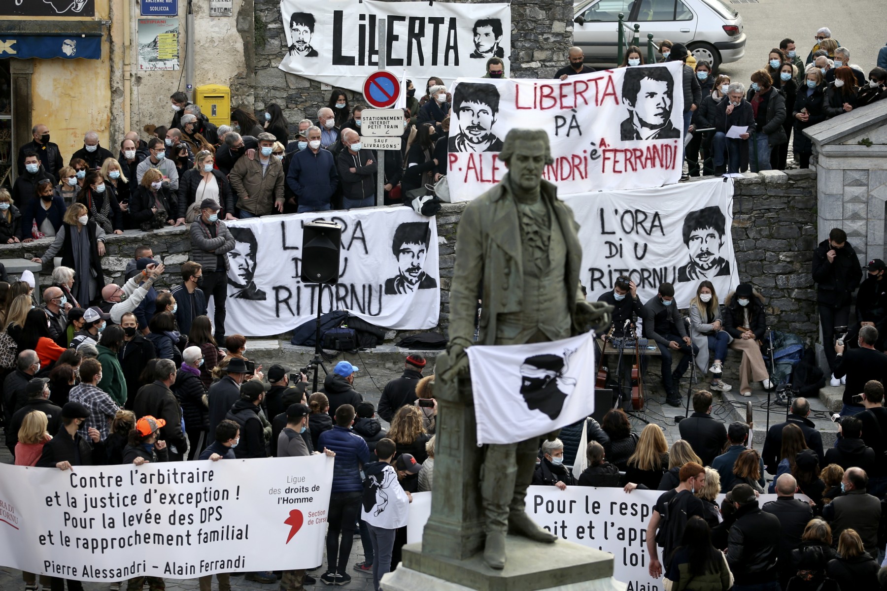 Corse: Trois arrestations dans le milieu nationaliste