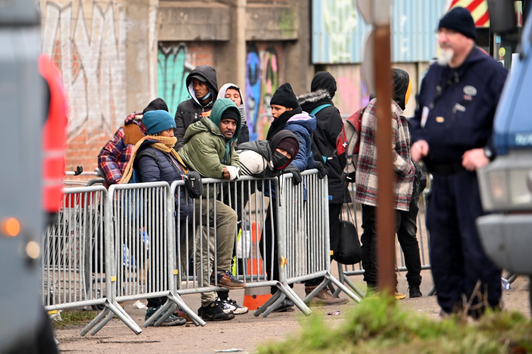 Après un nouveau naufrage dans la Manche, des migrants désabusés mais toujours décidés