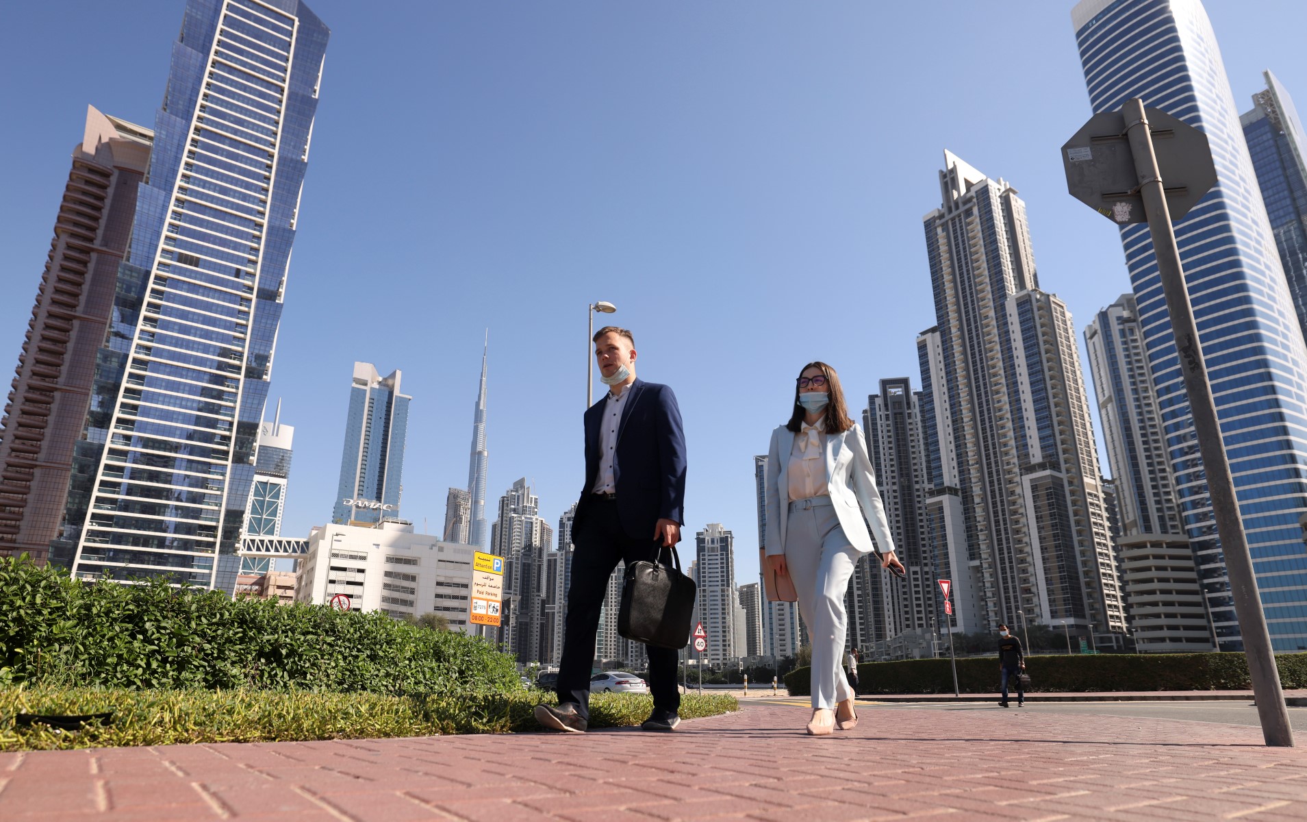 Oubliée la fonction publique, les Emirats veulent plus de citoyens dans le privé