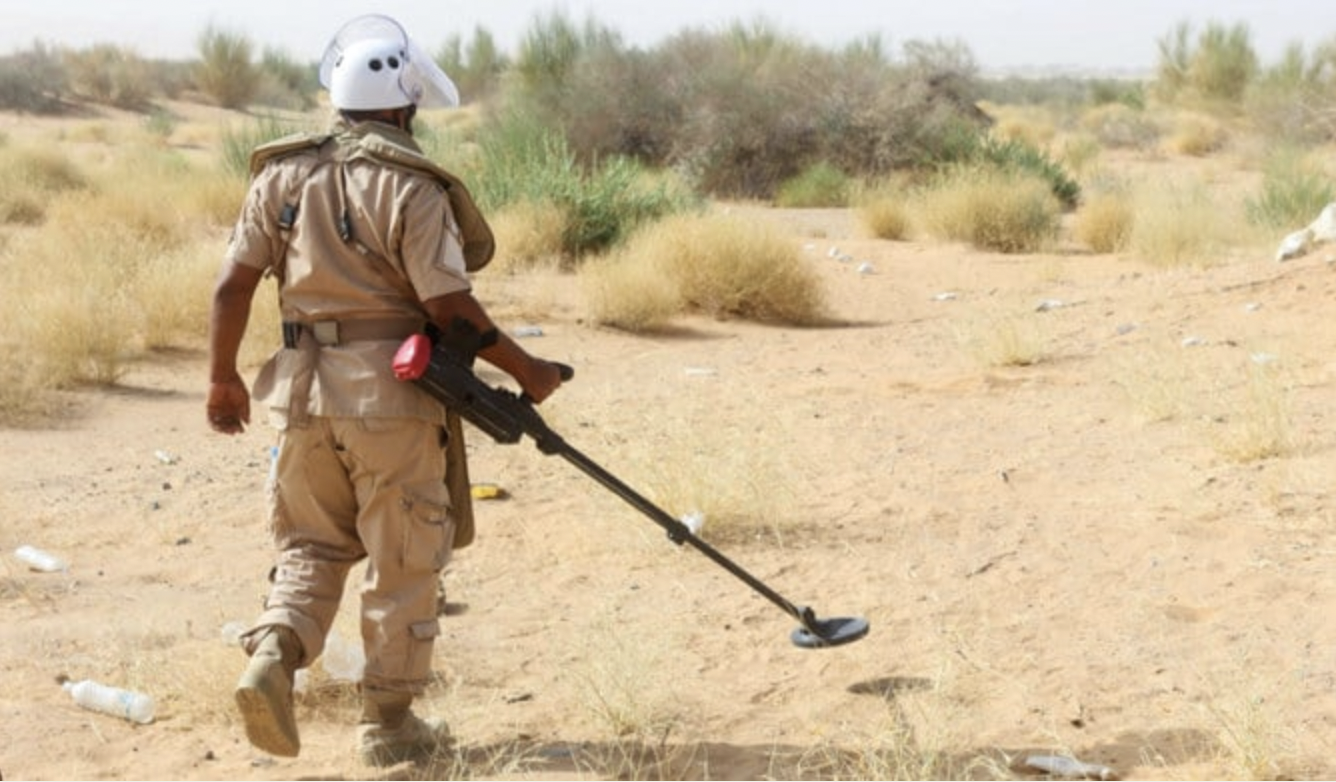 Des démineurs découvrent deux champs de mines dans la province occidentale de Hodeïda, au Yémen