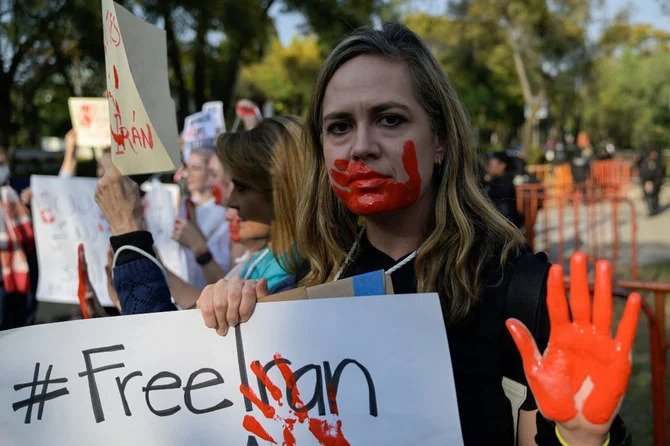 HRW accuse l’Iran du recours à la «force meurtrière illégale» contre les manifestants