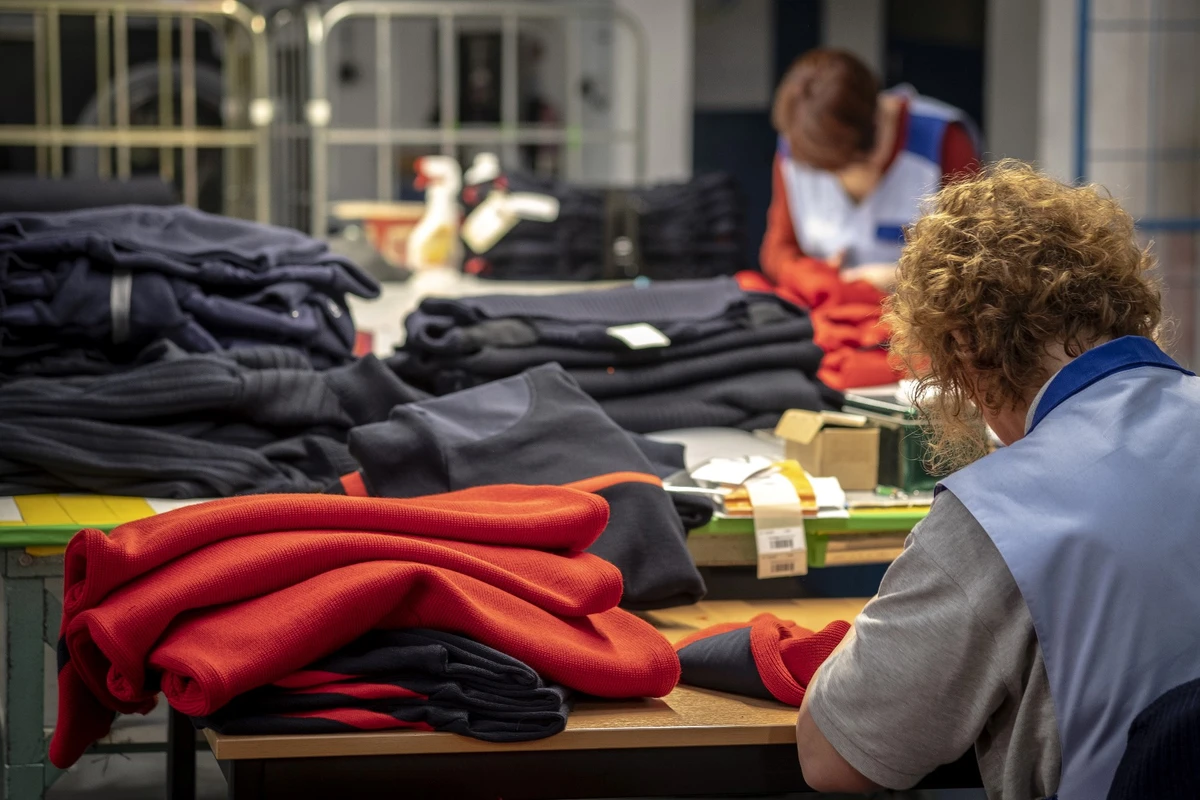 Mitaines et capes chauffantes: des chercheurs belges explorent la vie à 15°C