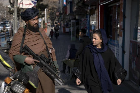 Les talibans façonnent la société afghane