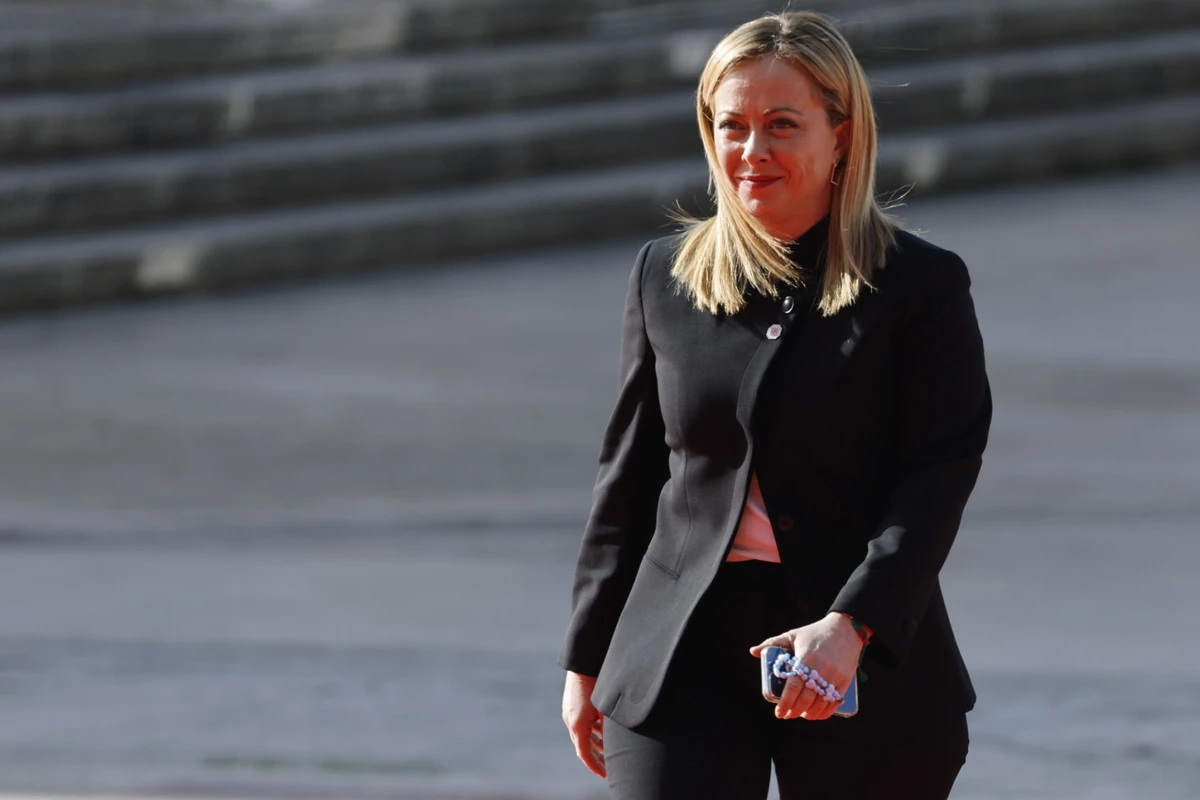 Giorgia Meloni défie la Banque d'Italie et maintient son projet de budget