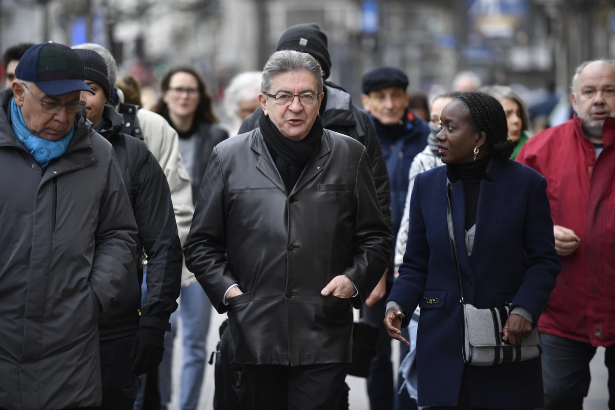 Kurdes tués à Paris: Mélenchon veut une saisine du parquet antiterroriste