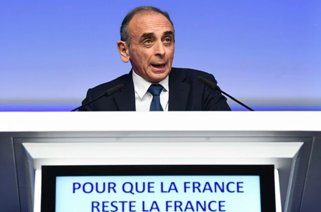 Au Palais des Sports, l'arrière-garde de Zemmour ne se rend pas