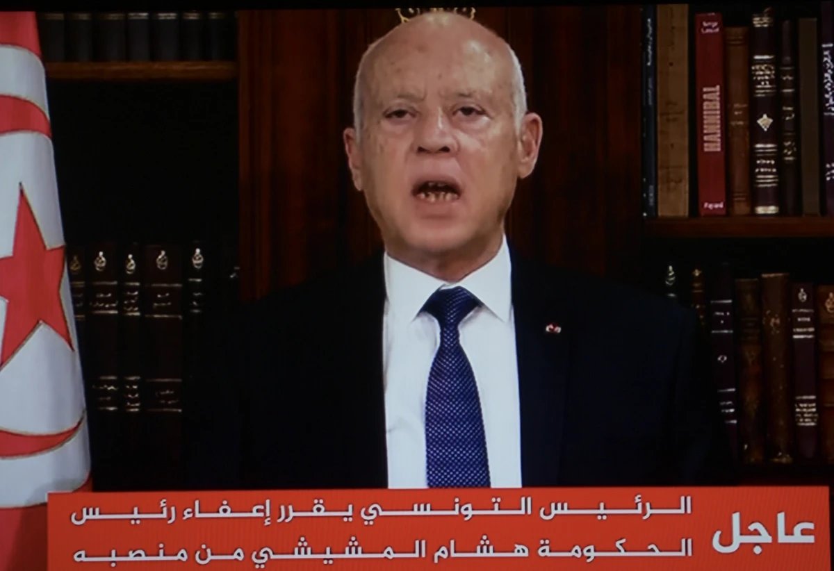 Tunisie: Saied minimise le fiasco électoral et charge ses détracteurs