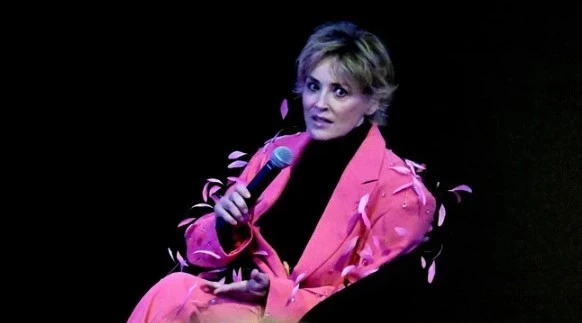 Sharon Stone émue lors de sa visite en Arabie saoudite