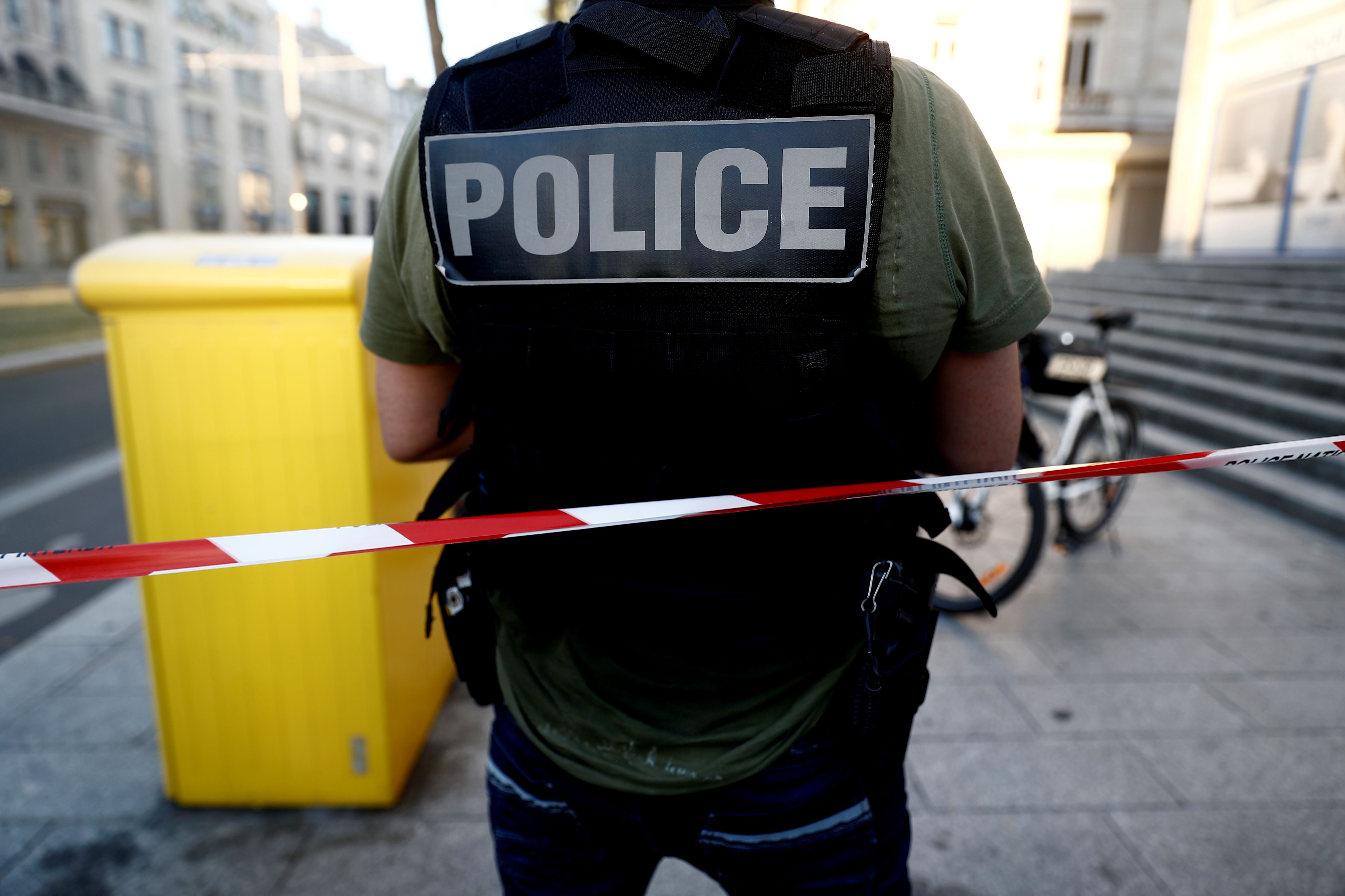 Une étudiante poignardée dans une université à Paris, un homme interpellé
