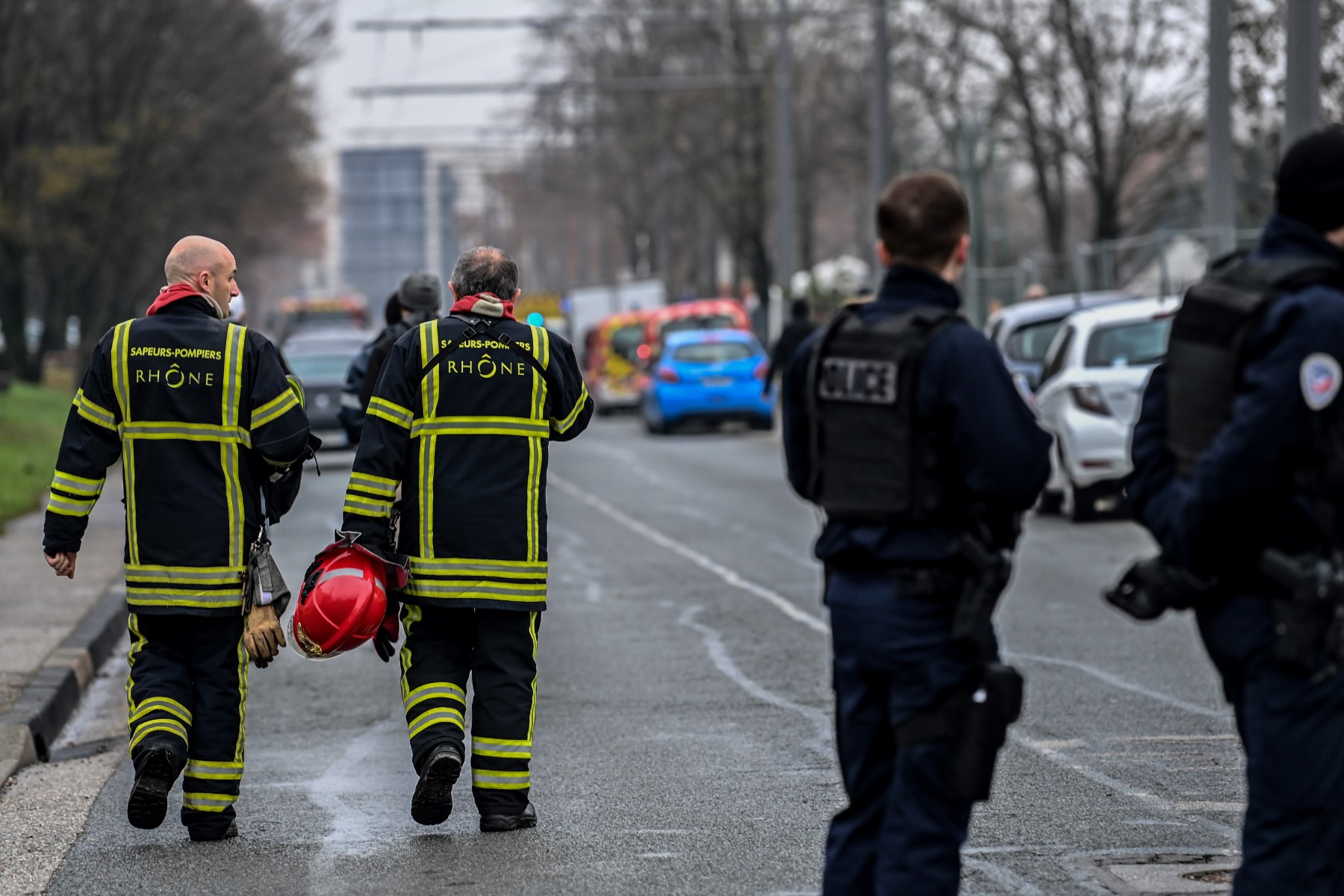 Trois blessés, dont un enfant en urgence absolue, dans l'incendie d'un squat à Grenoble