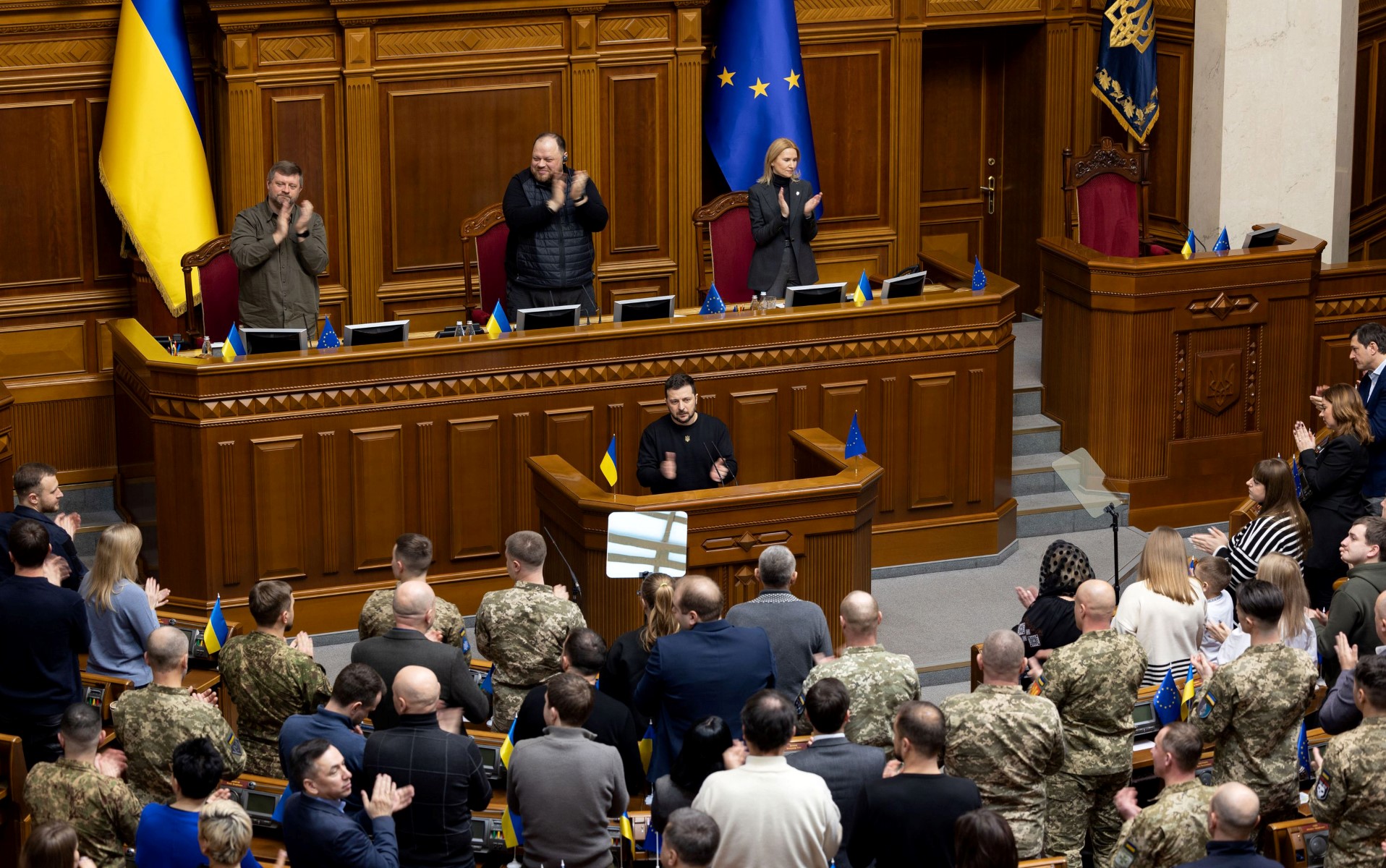 Sommet Ukraine-UE le 3 février à Kiev, annonce la présidence ukrainienne